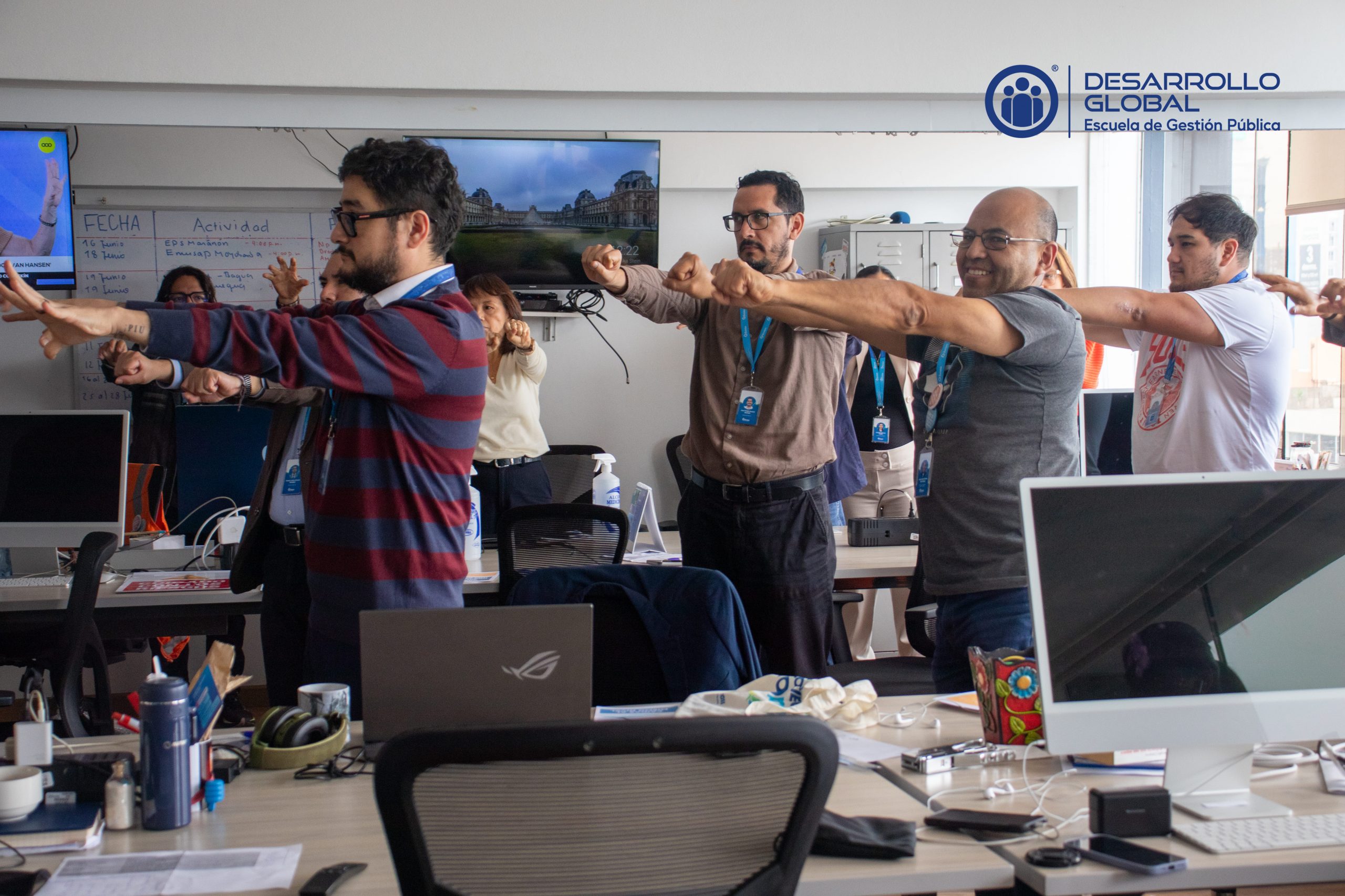 Seguridad y Salud en el trabajo (SST) Grupo de participantes de SUNASS en taller